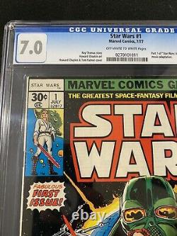 Star Wars #1 Newsstand Edition 7/77 -Off White To White Pages. CGC 7.0