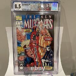 The New Mutants 98 CGC 8.5 1st Deadpool White Pages Marvel Header