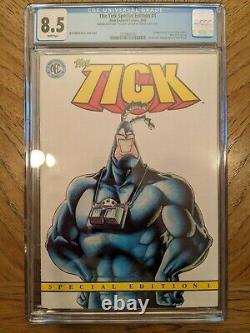The Tick Special Edition #1 CGC 8.5 3929808016 First print White pages