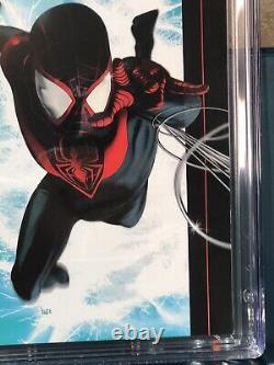Ultimate Comics Spider-Man #1 CGC 9.4 White Pages Miles Morales