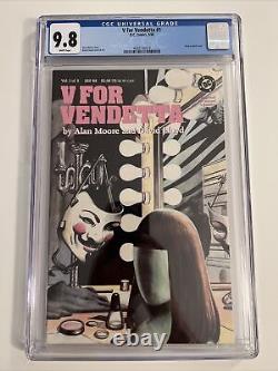 V for Vendetta #1 (1988)? CGC 9.8 WHITE Pages? Alan Moore DC Graded Comic
