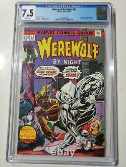 WEREWOLF BY NIGHT #32 CGC 7.5, White Pages, 1st Appearance Of Moon Knight
